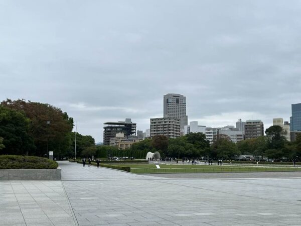 10月29日（火）の広島平和記念公園三景です。